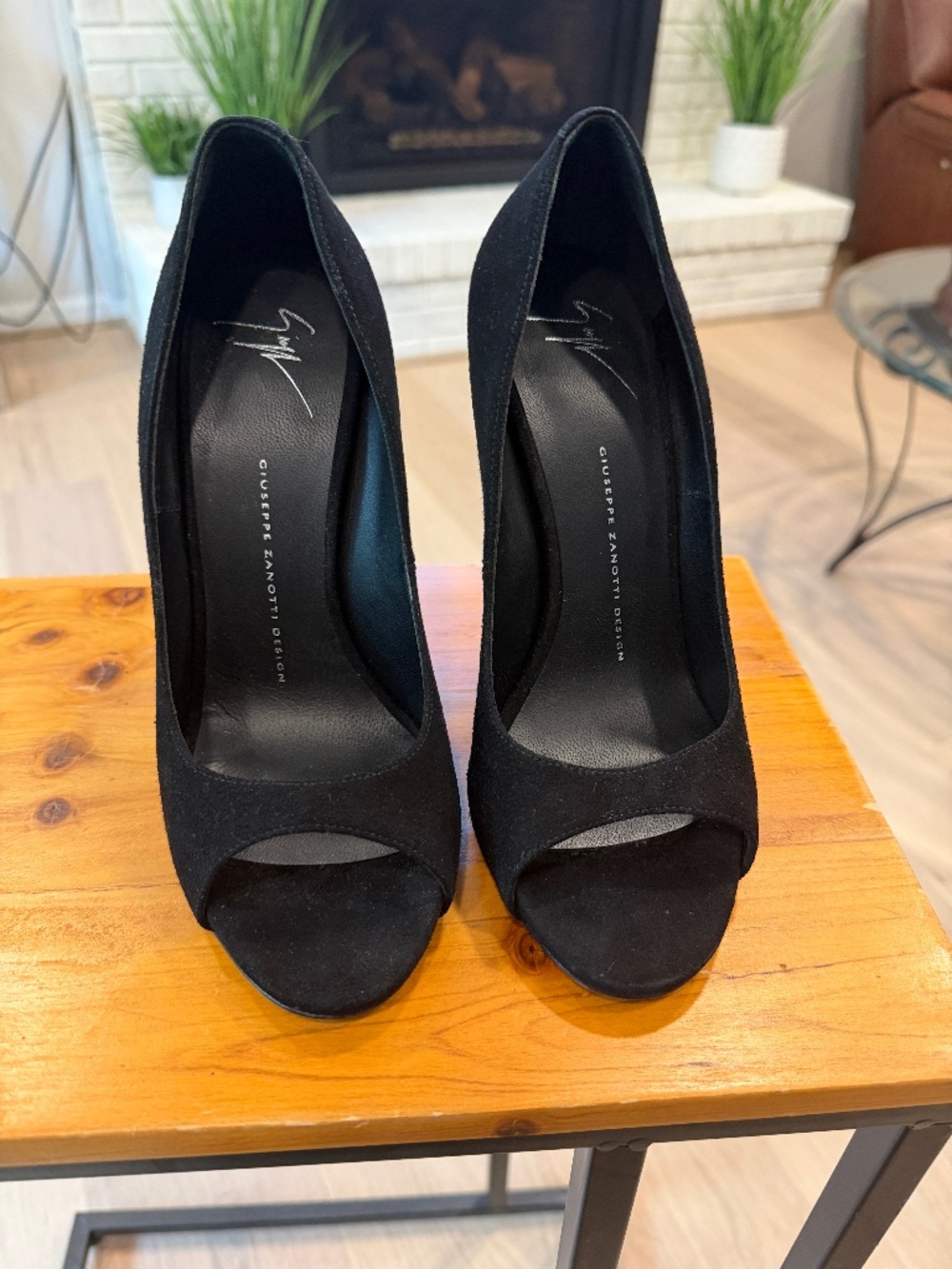 Giuseppe Zanotti Black Suede Peep-Toe Pumps – Size 39